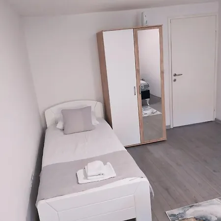 Ajla - Free Parking Sarajevo