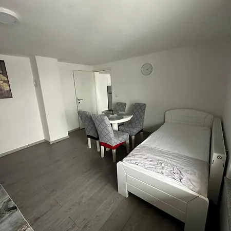 Ajla - Free Parking Apartment Sarajevo