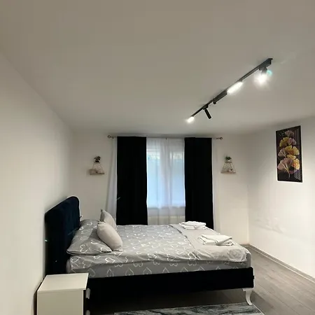 Ajla - Free Parking Apartman