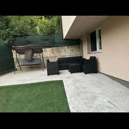 Ajla - Free Parking *