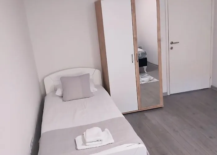 Ajla - Free Parking Сараево